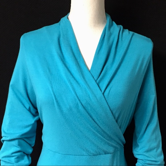 LUCY Turquoise cross chest top. Sz M. EUC - Picture 2 of 6